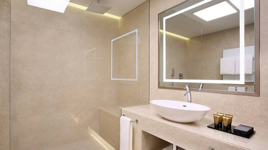 Luxus szállodai fürdőszoba
